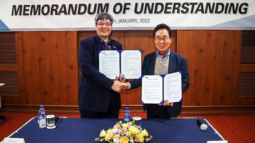 Vietnam, RoK businesses boost cooperation in tourism, economic recovery